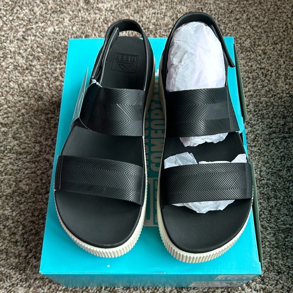 Reef water vista higher size 8 sandal
